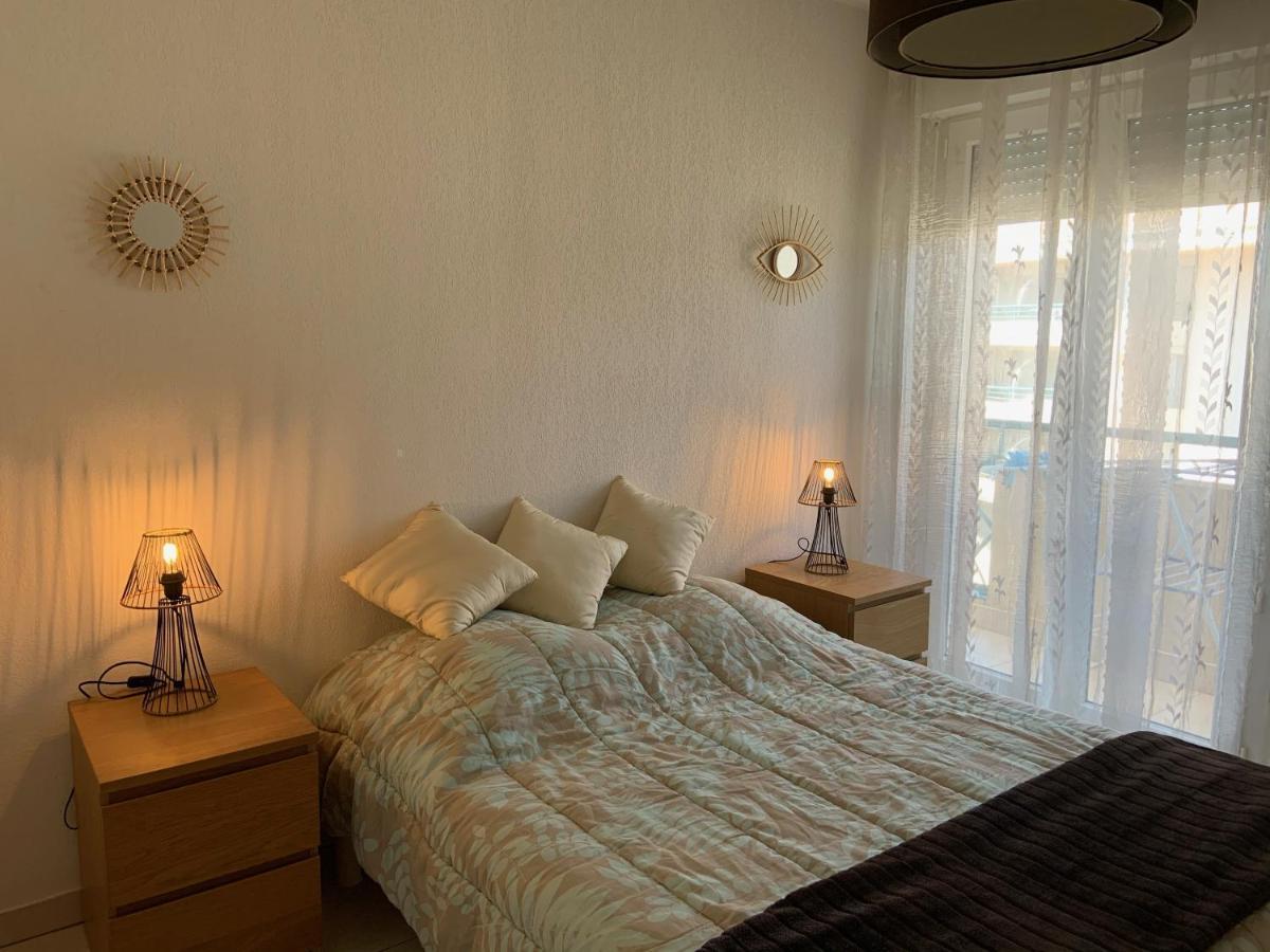 Port Frejus - Le Romanee - Appartement Vue Mer - 2 Chambres Kültér fotó