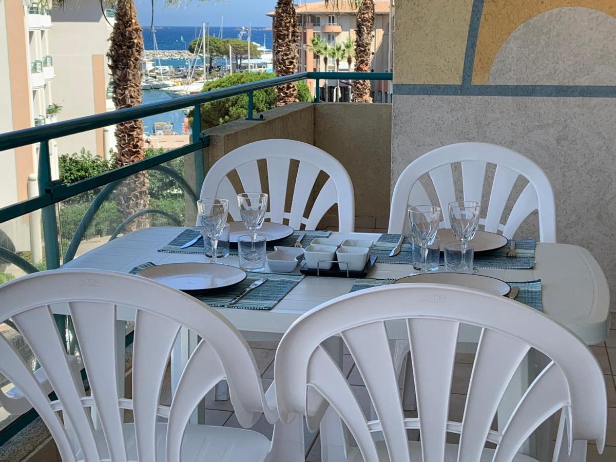 Port Frejus - Le Romanee - Appartement Vue Mer - 2 Chambres Kültér fotó
